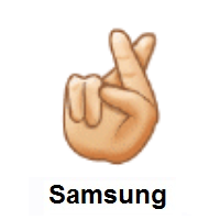 Crossed Fingers: Light Skin Tone on Samsung