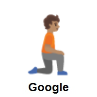 Person Kneeling Facing Right: Medium Skin Tone on Google Android