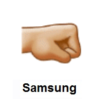 Right-Facing Fist: Medium-Light Skin Tone on Samsung