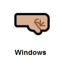 Right-Facing Fist: Medium-Light Skin Tone on Microsoft Windows