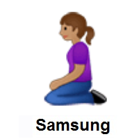 Woman Kneeling: Medium Skin Tone on Samsung